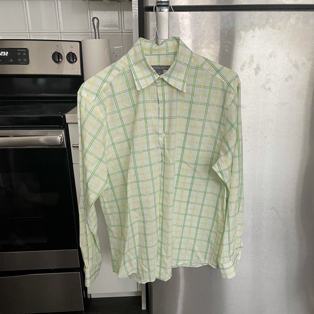 Saks Fifth Avenue Men’s Medium Dress Shirt